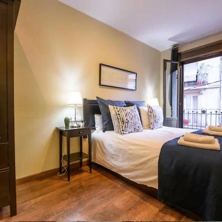 Ramblasrentals Cozy Renovated 2Br With Balcony Lift 20M Rambla - Parking - Wifi Barcelona Exterior photo
