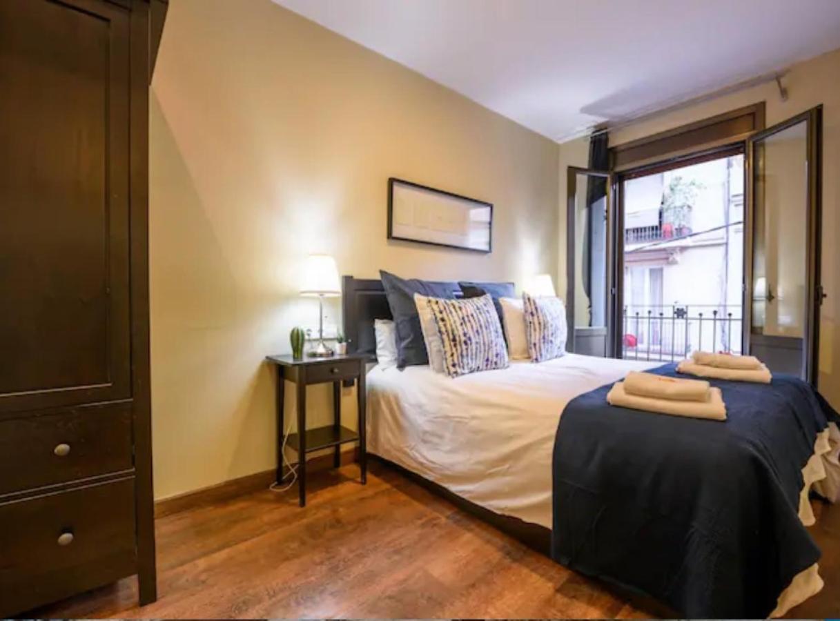 Ramblasrentals Cozy Renovated 2Br With Balcony Lift 20M Rambla - Parking - Wifi Barcelona Exterior photo