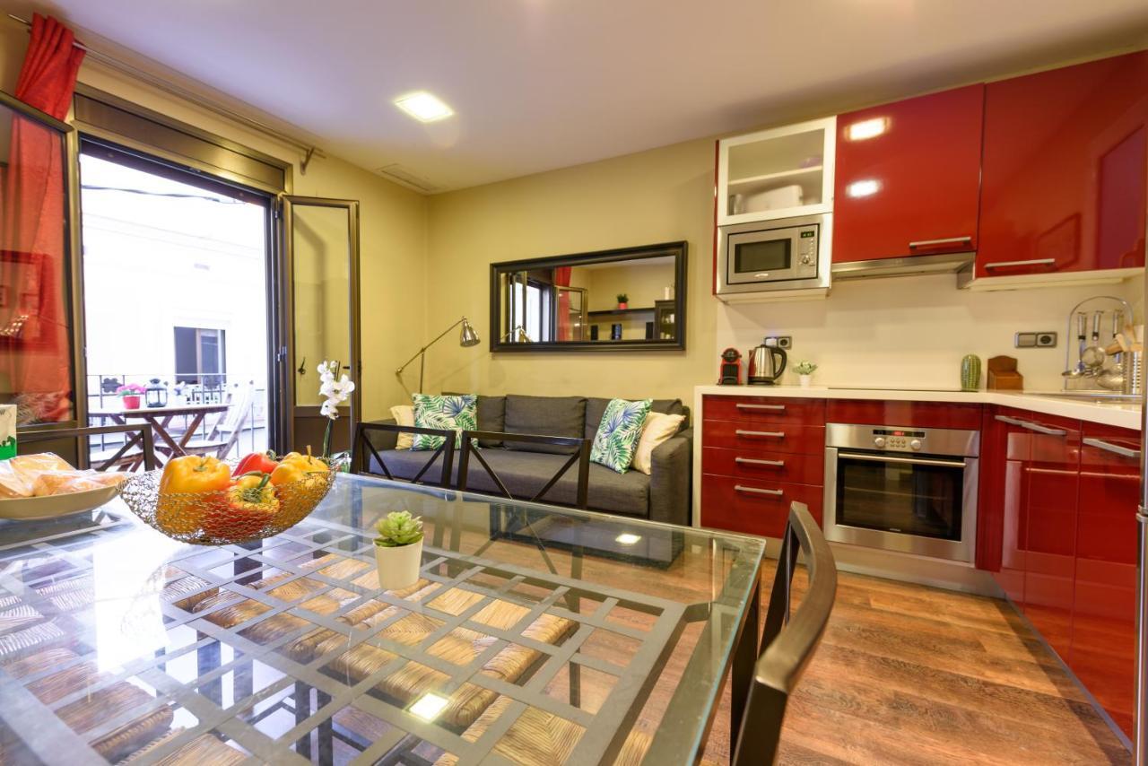 Ramblasrentals Cozy Renovated 2Br With Balcony Lift 20M Rambla - Parking - Wifi Barcelona Exterior photo