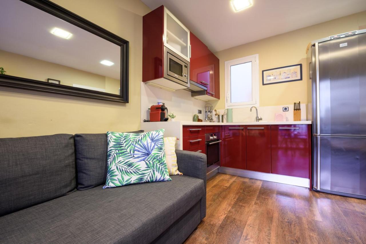 Ramblasrentals Cozy Renovated 2Br With Balcony Lift 20M Rambla - Parking - Wifi Barcelona Exterior photo