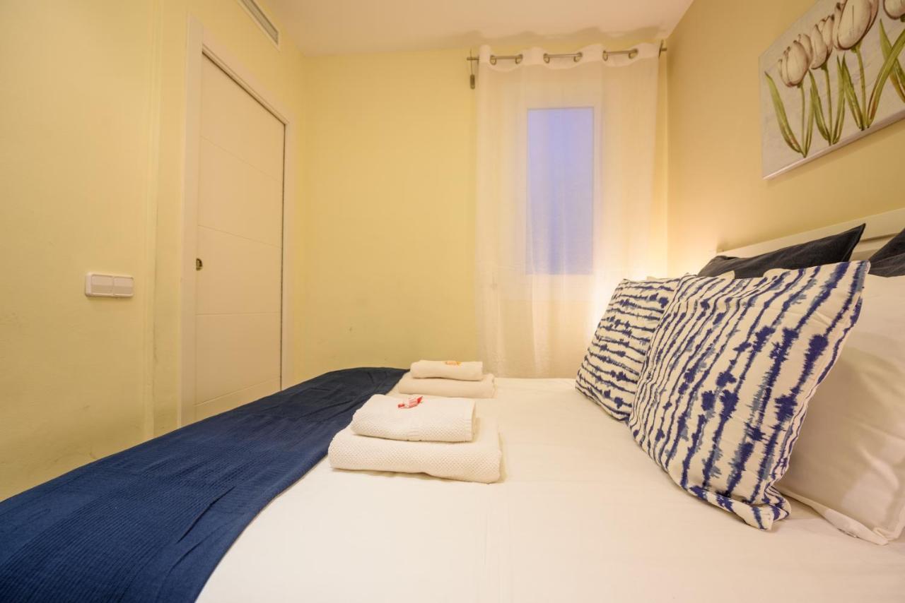 Ramblasrentals Cozy Renovated 2Br With Balcony Lift 20M Rambla - Parking - Wifi Barcelona Exterior photo